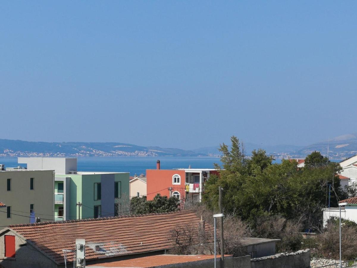 Enchanting Apartment In Ka Tel Gomilica Near Beach Kaštela Exterior foto